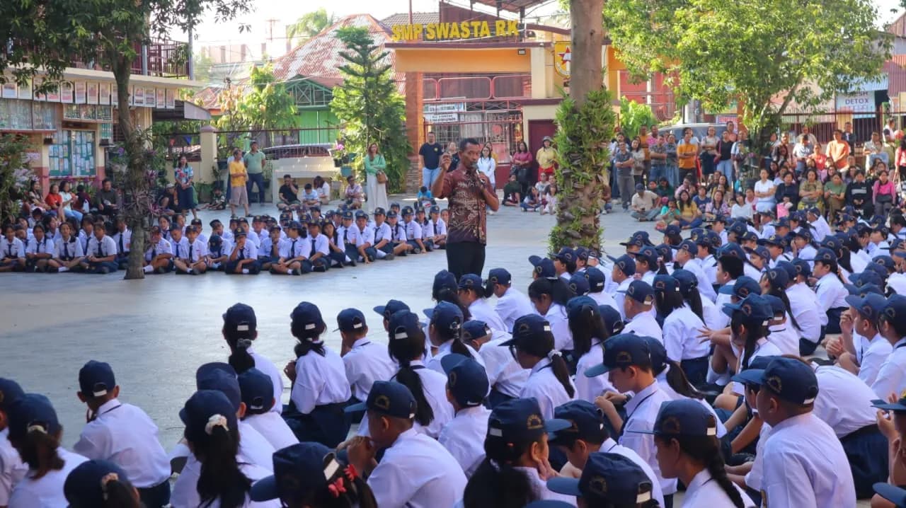 MPLS Hari Pertama: Upacara Pembukaan, Pengenalan Sekolah, dan Pembentukan Karakter Peserta Didik 4