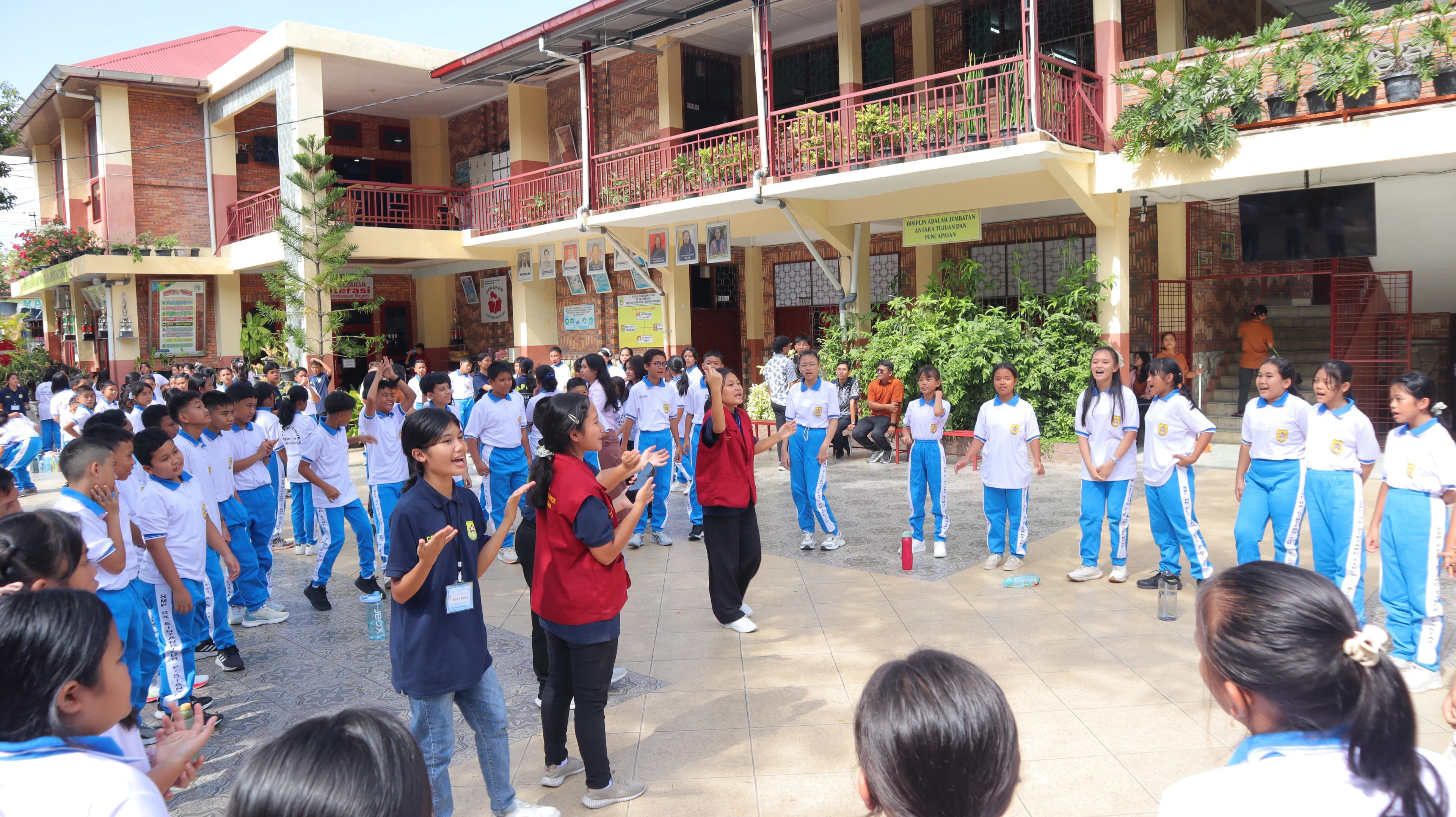 MPLS Hari Kedua: Perkuat Karakter, Budaya Sekolah, dan Semangat Kebersamaan 4