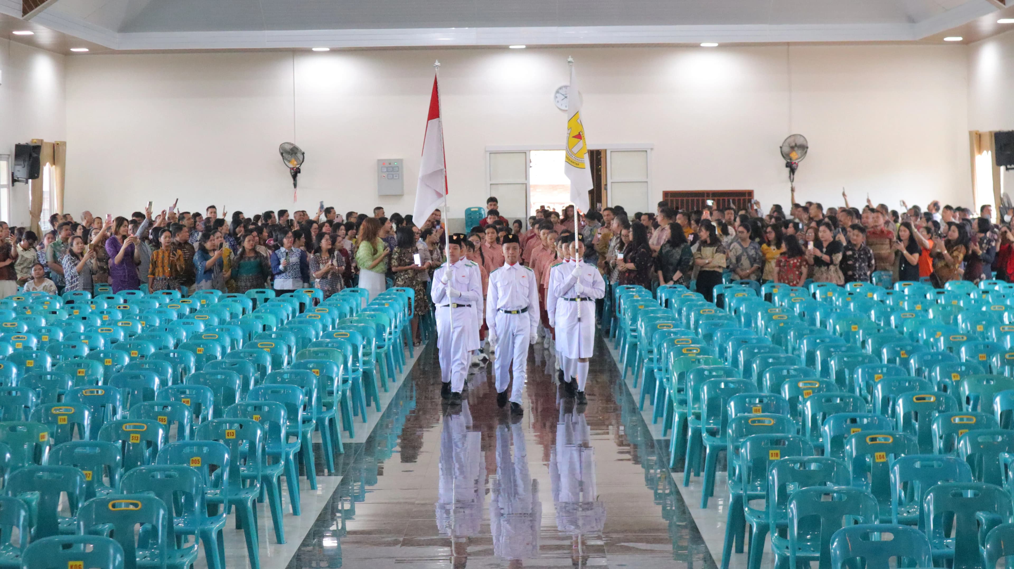MPLS Hari Ketiga: Pengukuhan Peserta Didik Baru dan Penguatan Sinergi Sekolah, Orang Tua serta Kota Pematangsiantar. 6
