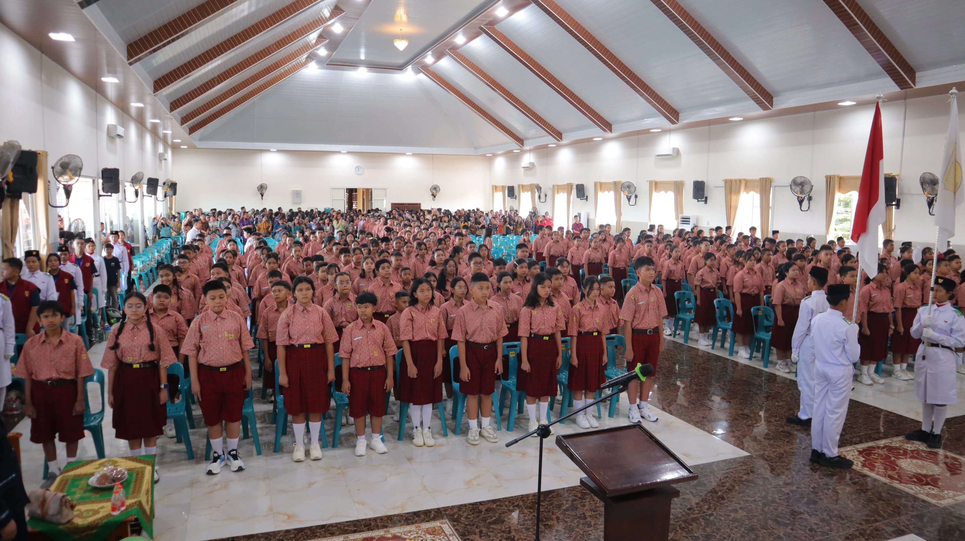 MPLS Hari Ketiga: Pengukuhan Peserta Didik Baru dan Penguatan Sinergi Sekolah, Orang Tua serta Kota Pematangsiantar. 8